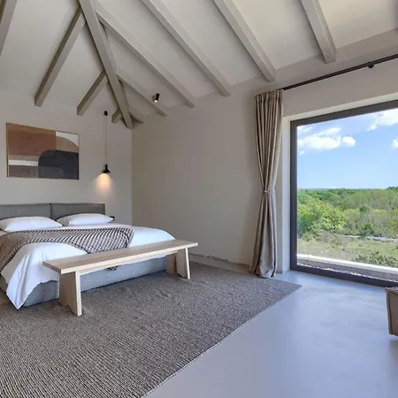 Vila Lavis By Interhome