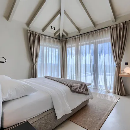 Villa Lavis By Interhome
