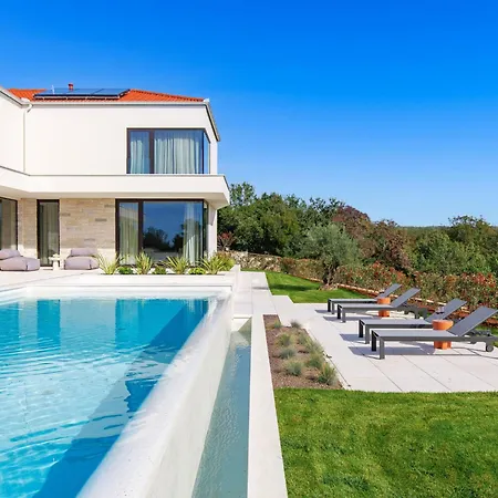 Lavis By Interhome * Sveti Lovreč Pazenatički